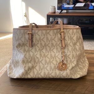 Michael Kors purse